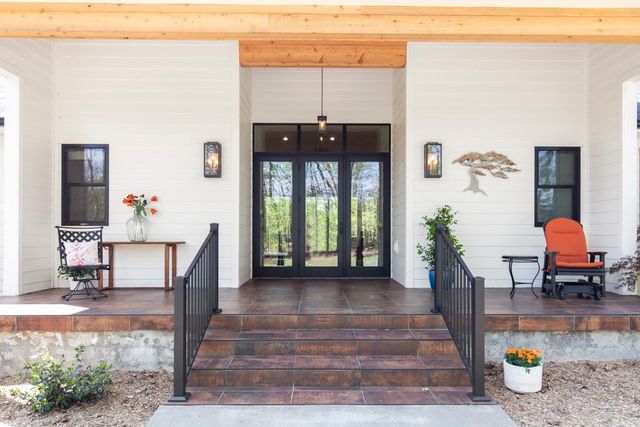 144 Lecroy Road, Walhalla, SC 29691