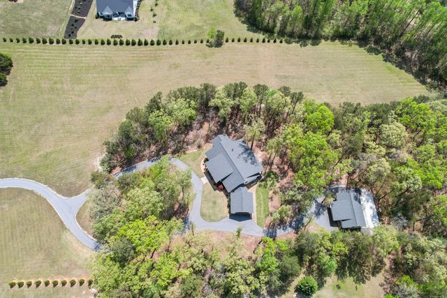 144 Lecroy Road, Walhalla, SC 29691