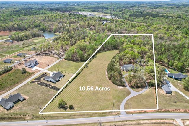 144 Lecroy Road, Walhalla, SC 29691