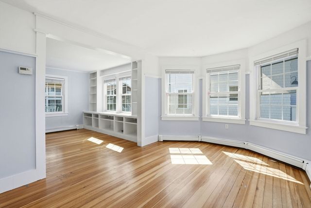 7 Mildred St, Hull, MA 02045