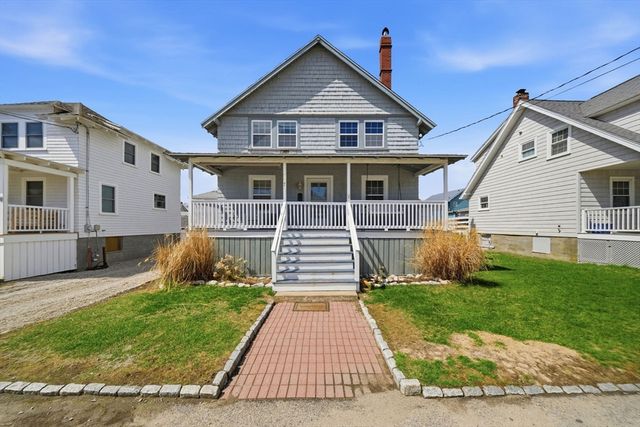 7 Mildred St, Hull, MA 02045