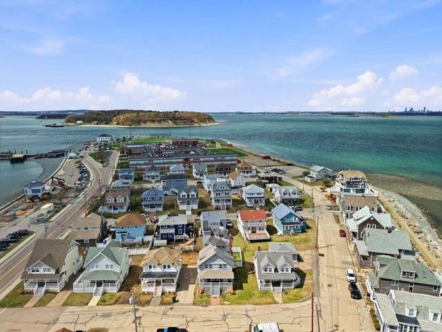 7 Mildred St, Hull, MA 02045