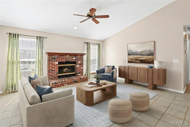 804 Shady Ridge Court, St Louis, MO 63125