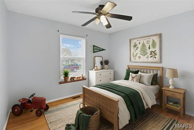 804 Shady Ridge Court, St Louis, MO 63125