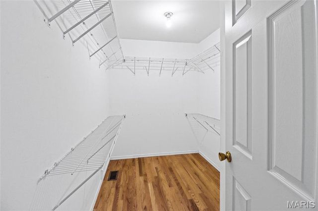 804 Shady Ridge Court, St Louis, MO 63125