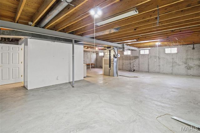 804 Shady Ridge Court, St Louis, MO 63125