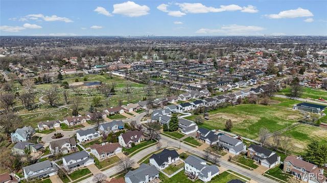 804 Shady Ridge Court, St Louis, MO 63125