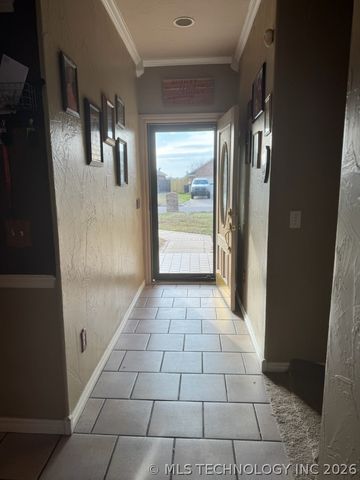 1614 Southern Hills Drive, Ardmore, OK 73401