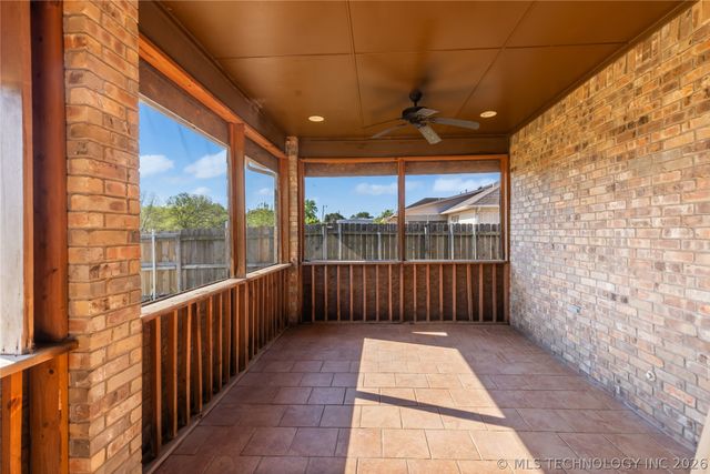 1614 Southern Hills Drive, Ardmore, OK 73401