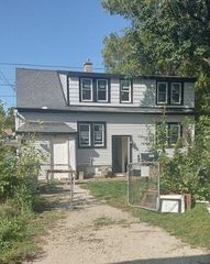 5921 N 37th STREET, Milwaukee, WI 53209