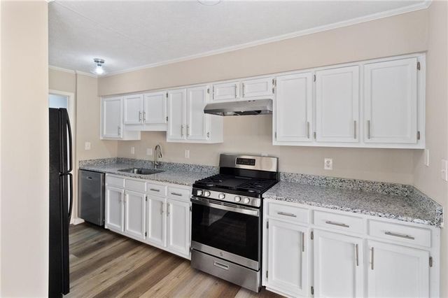841 Lake Hollow SW Boulevard, Marietta, GA 30064