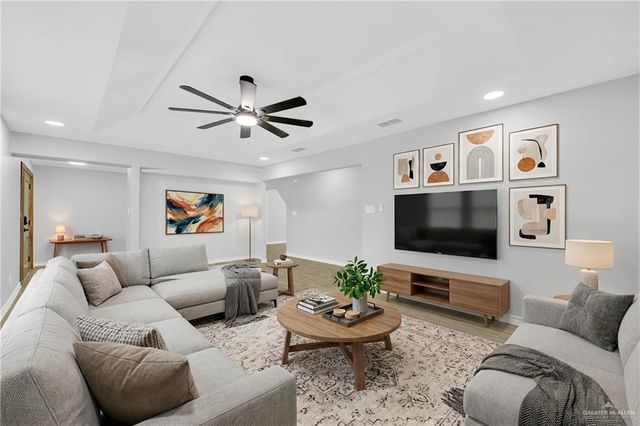 3100 W Redwood Avenue, Mcallen, TX 78501