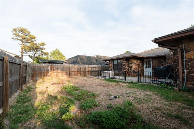 8305 NW 115th Street, Oklahoma City, OK 73162