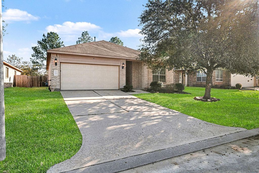 2710 NW Sleepy Knoll Drive, Spring, TX 77373