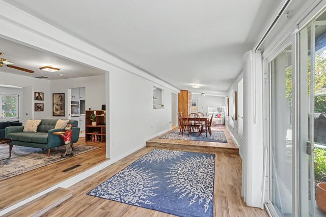 3840 Maudray Way, Carmichael, CA 95608
