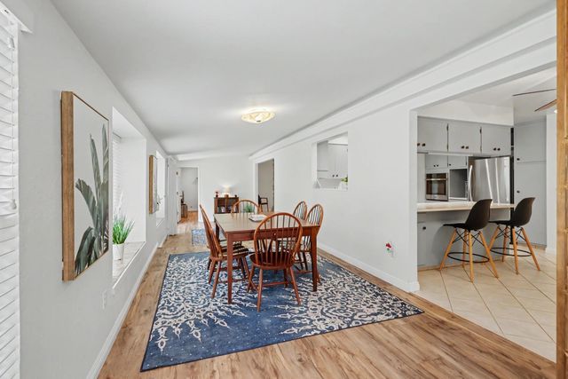 3840 Maudray Way, Carmichael, CA 95608