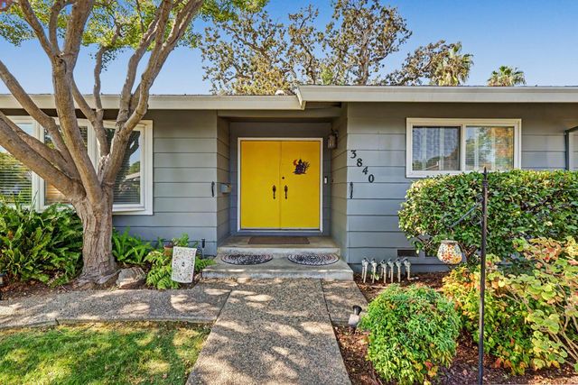 3840 Maudray Way, Carmichael, CA 95608