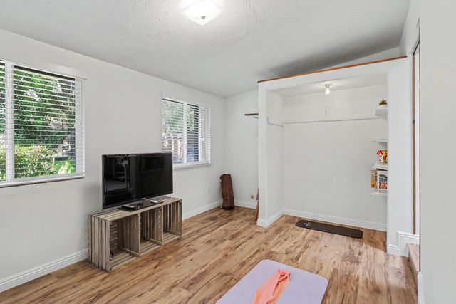 3840 Maudray Way, Carmichael, CA 95608