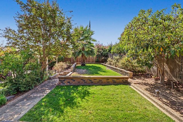 3840 Maudray Way, Carmichael, CA 95608