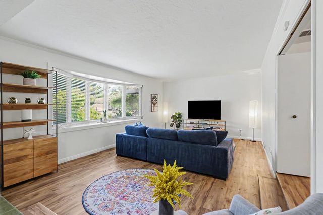 3840 Maudray Way, Carmichael, CA 95608
