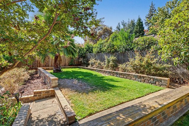 3840 Maudray Way, Carmichael, CA 95608
