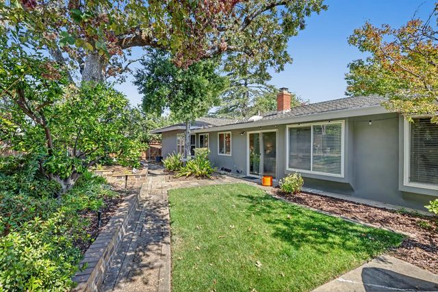 3840 Maudray Way, Carmichael, CA 95608