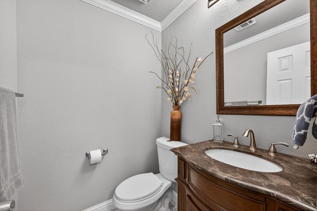 1422 Primrose Lane, Lewisville, TX 75077