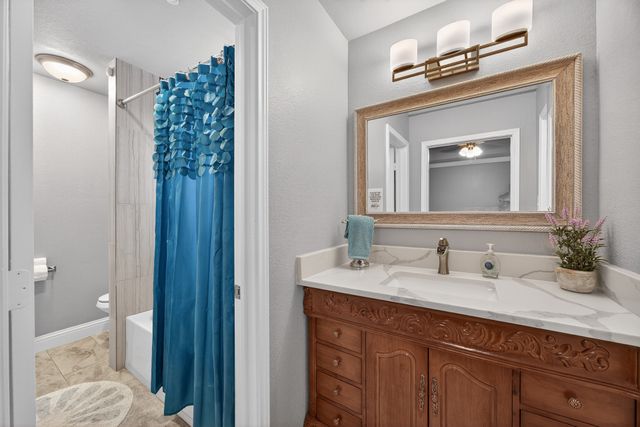 1422 Primrose Lane, Lewisville, TX 75077