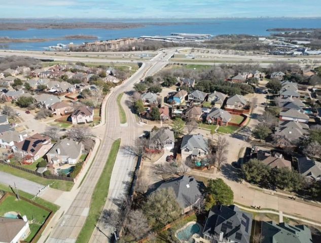 1422 Primrose Lane, Lewisville, TX 75077