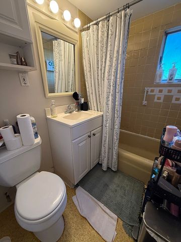123 Madison Ave 123, Quincy, MA 02169
