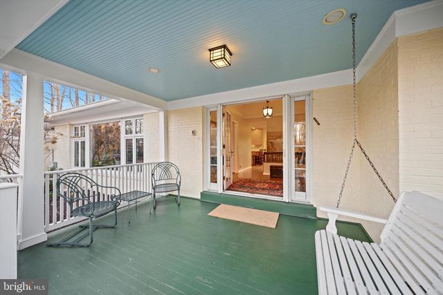 8505 HORSESHOE LN, Potomac, MD 20854