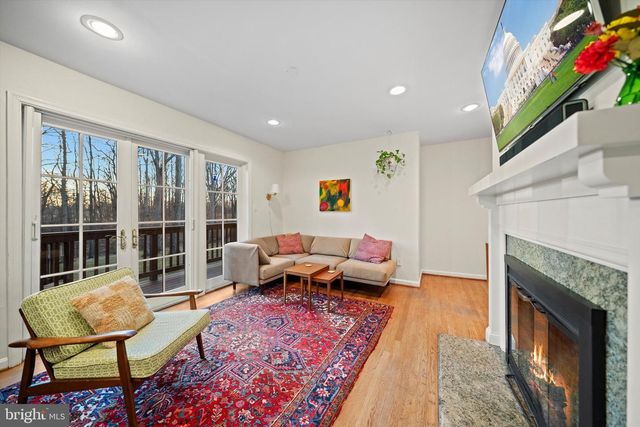 8505 HORSESHOE LN, Potomac, MD 20854