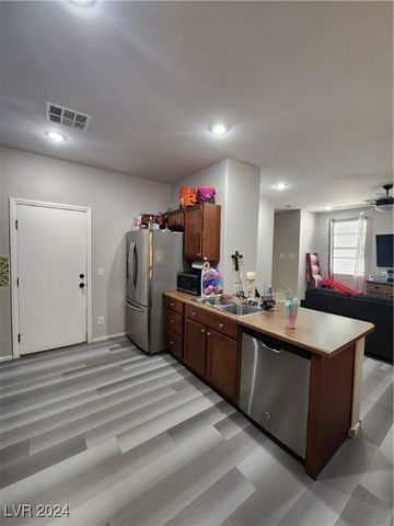 6679 Higger Tor Avenue, Las Vegas, NV 89139