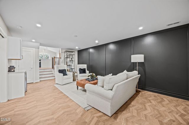 4005 Quail Hollow Drive, Raleigh, NC 27609