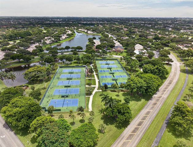 18956 Argosy Dr, Boca Raton, FL 33496