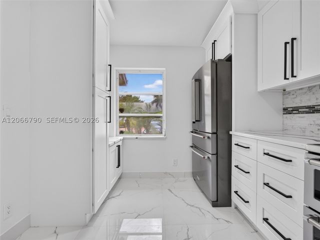 18956 Argosy Dr, Boca Raton, FL 33496