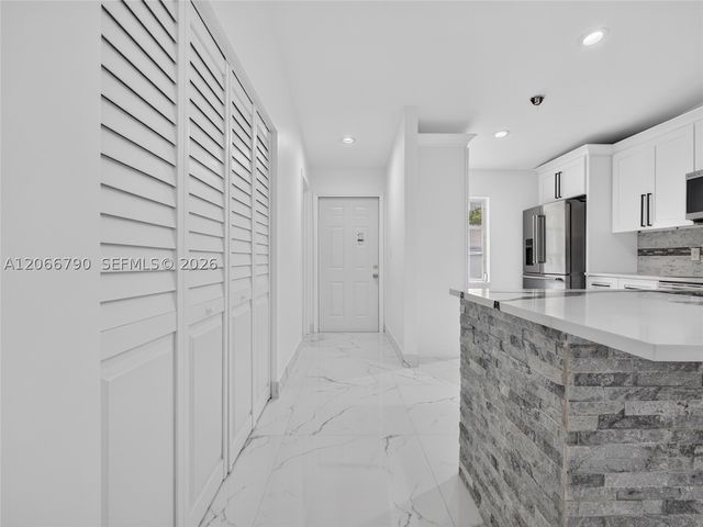 18956 Argosy Dr, Boca Raton, FL 33496