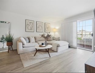 1335 Newport Avenue 202, Long Beach, CA 90804
