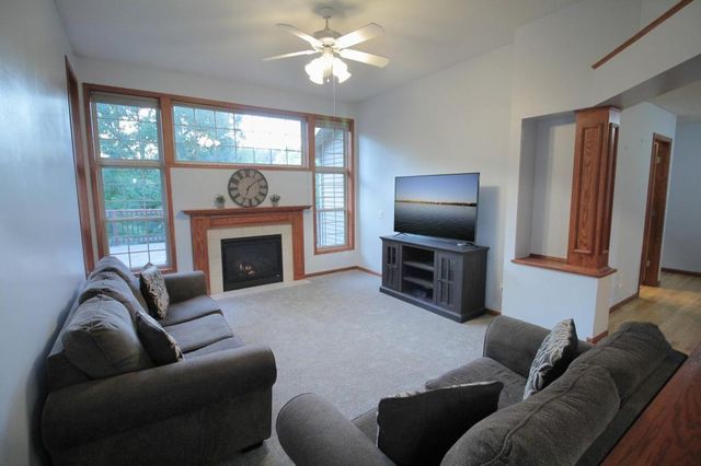 27230 Bayshore Drive, Isanti, MN 55040