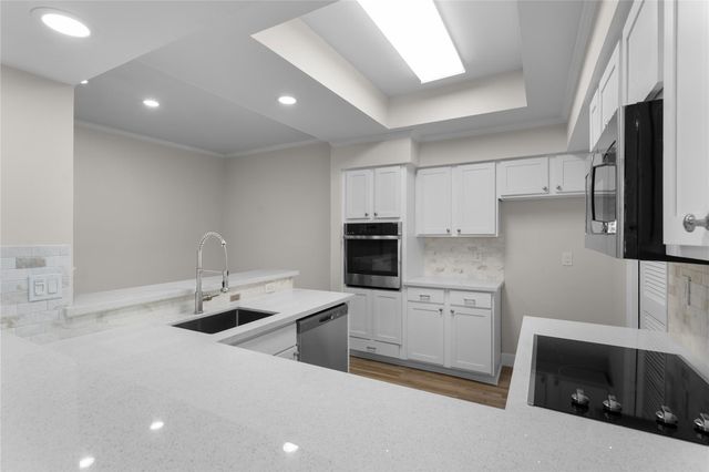 336 Litchfield Lane, Houston, TX 77024