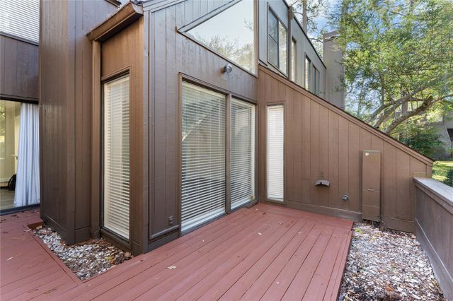 336 Litchfield Lane, Houston, TX 77024