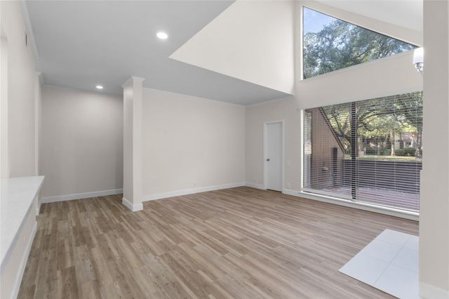 336 Litchfield Lane, Houston, TX 77024