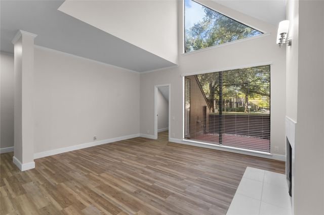 336 Litchfield Lane, Houston, TX 77024