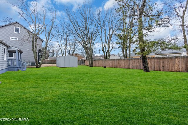 382 Dogwood Drive, Brick, NJ 08723
