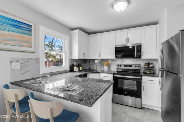 382 Dogwood Drive, Brick, NJ 08723