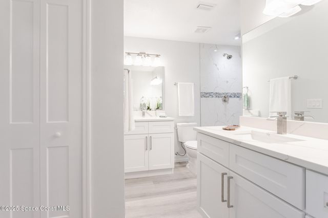 1670 Heartwellville Street NW, Palm Bay, FL 32907