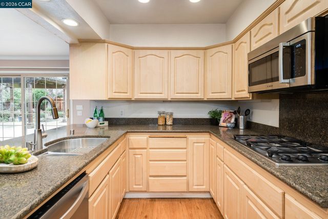 137 Maxine Dr, Pleasant Hill, CA 94523