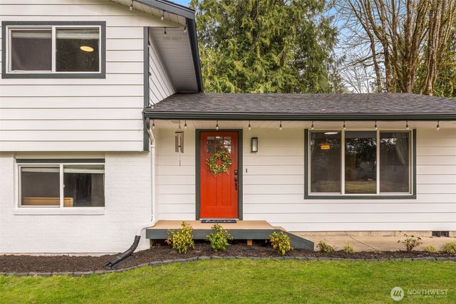 11607 Woods Lake Road, Monroe, WA 98272