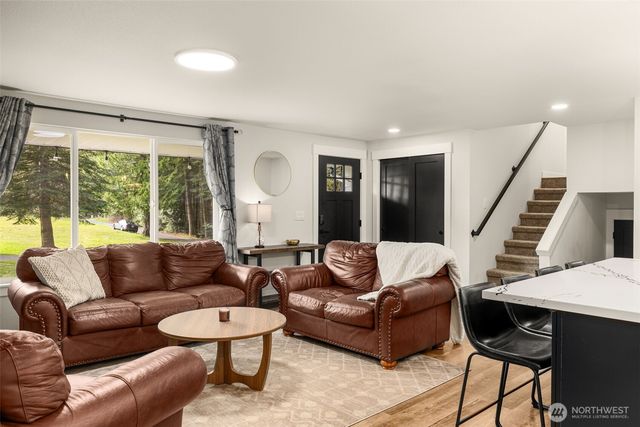 11607 Woods Lake Road, Monroe, WA 98272