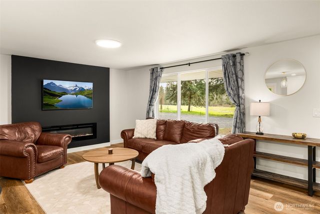 11607 Woods Lake Road, Monroe, WA 98272